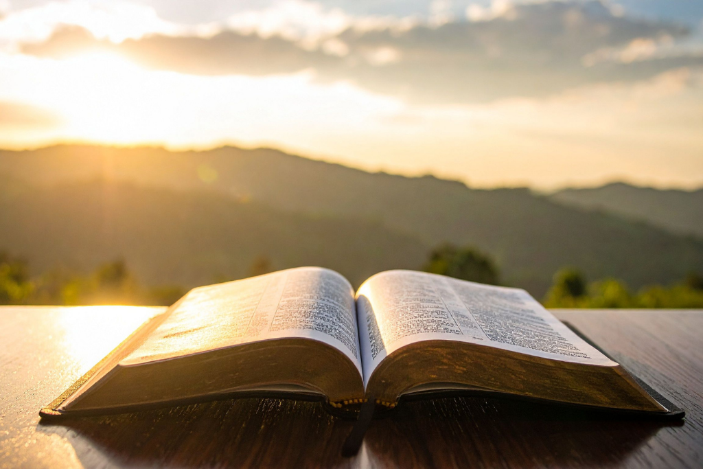 Bible Study Topics for Encouragement: Inspiring Passages to Study This Month